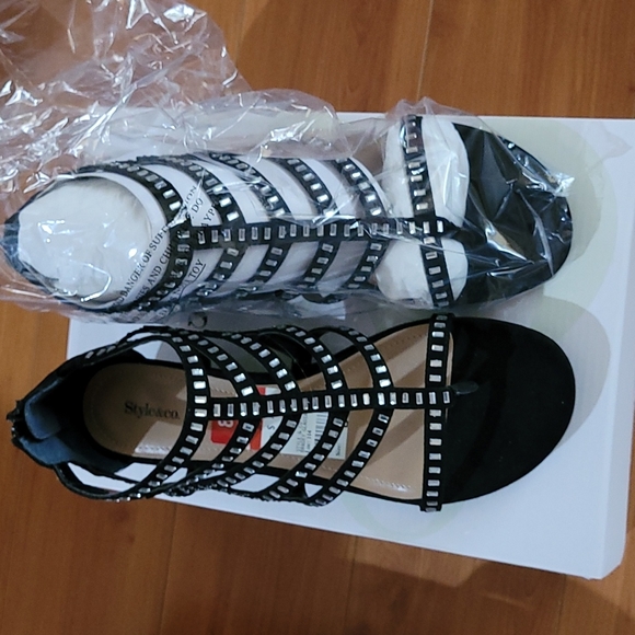 Style & co rhinestone gladiator sandals - Picture 2 of 6